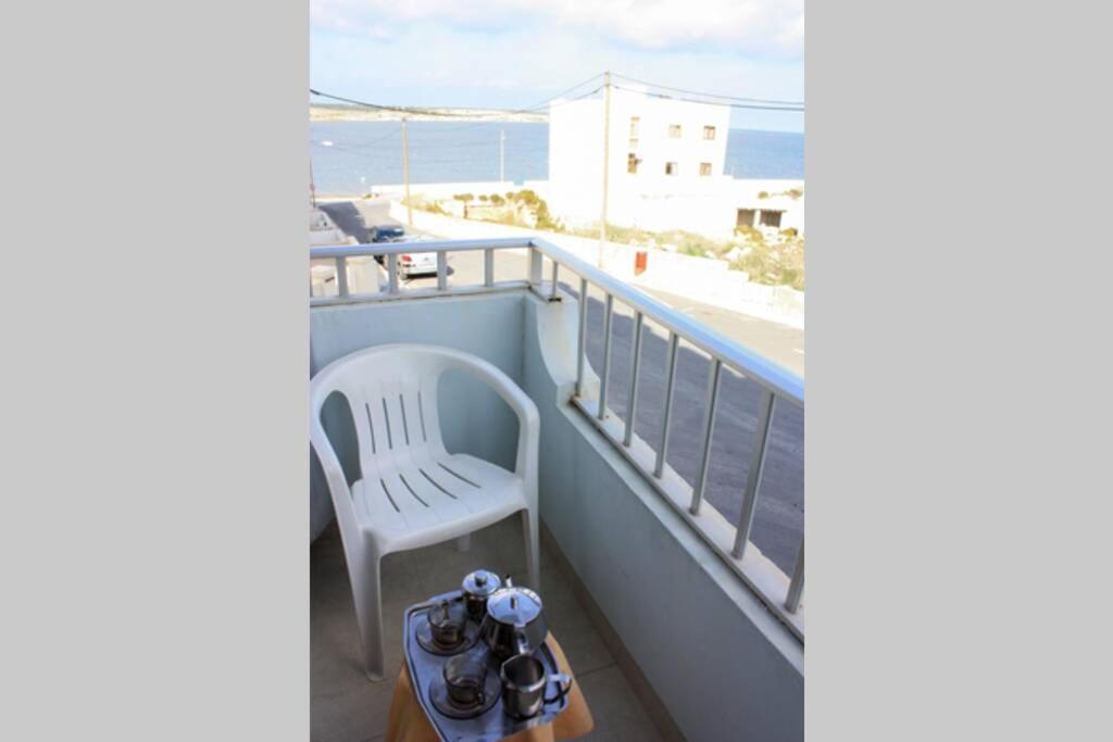 Fiesta Apartment Seaview Mellieħa Exteriör bild