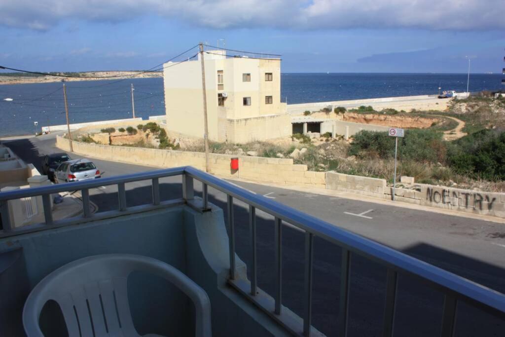 Fiesta Apartment Seaview Mellieħa Exteriör bild
