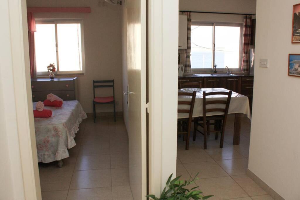 Fiesta Apartment Seaview Mellieħa Exteriör bild
